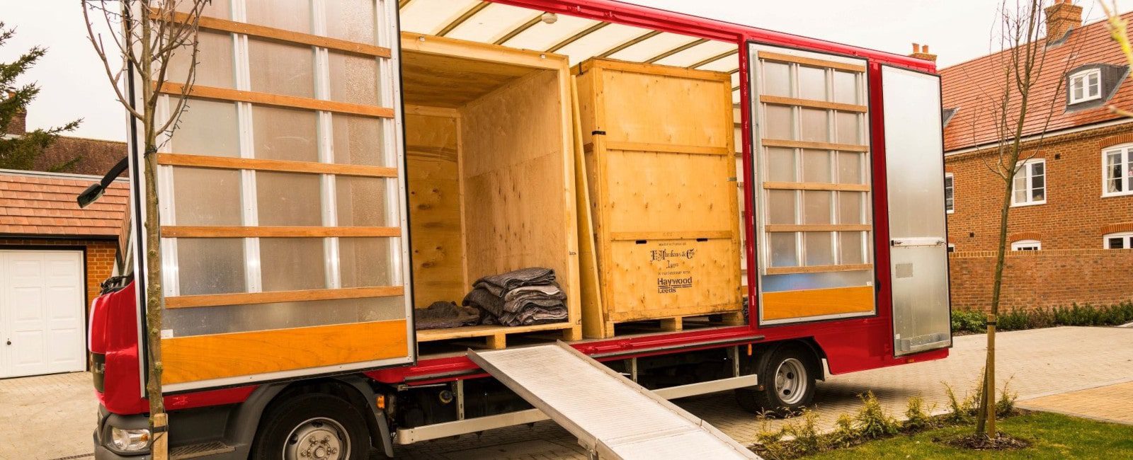 move team van interior